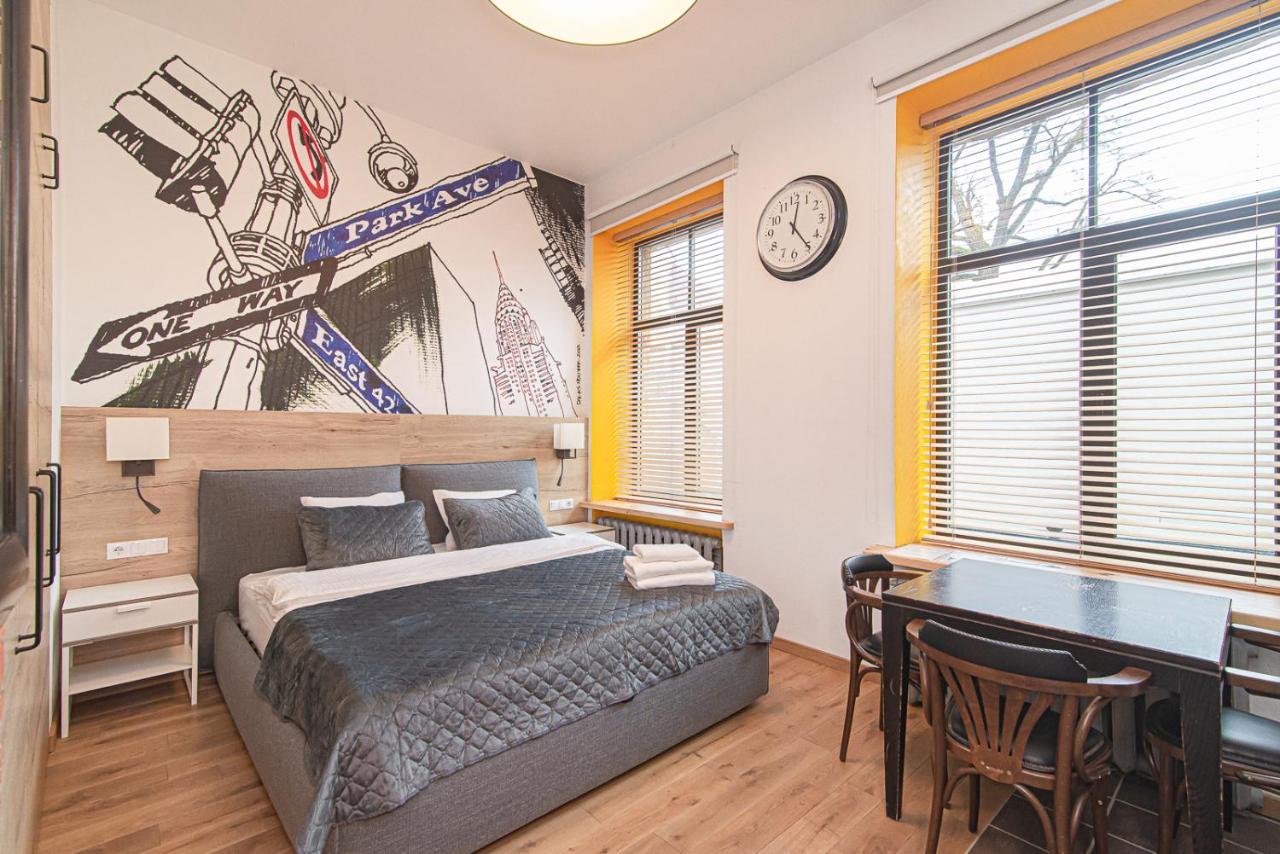 Modern Vilnius Old Town Apartment With Free Parking Exterior photo